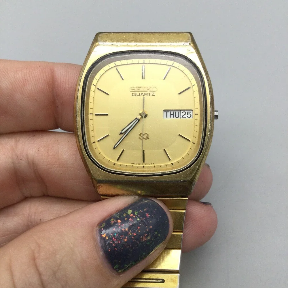 Seiko SQ Watch Women 33mm Gold Tone Day Date 8223-5359 BROKEN PARTS REPAIR 7.75